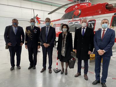 Ambasadoarea Franţei a vizitat fabricile Airbus din Braşov: "Este impresionant ce s-a realizat aici prin parteneriatul dintre Airbus şi IAR"