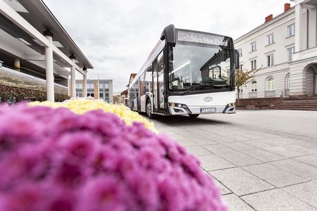 Solaris va livra 10 autobuze hibrid la Reghin, contract de 3,6 milioane de euro