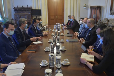 Ludovic Orban s-a întâlnit cu cu reprezentanţii Asociaţiei Române a Băncilor. Discuţiile au fost despre identificarea de soluţii legislative pentru creşterea nivelului de creditare din economie