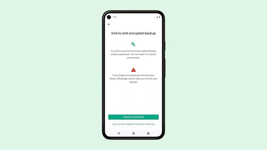 WhatsApp lansează funcţia de criptare a backup-urilor