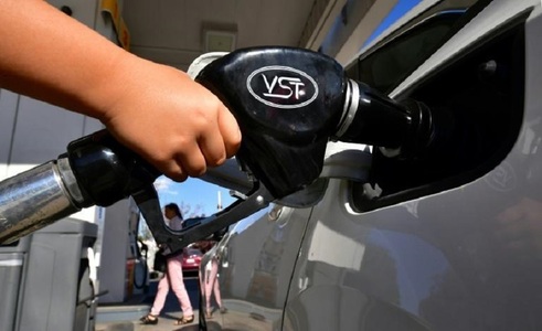 Virgil Popescu, despre preţurile la carburanţi: Urmărim cu atenţie şi, dacă va fi cazul, vom lua şi acolo măsuri 

 