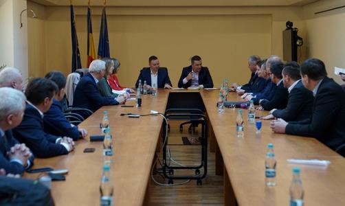 Sorin Grindeanu anunţă că au fost semnate încă şase protocoale de colaborare între CNAIR şi autorităţile locale