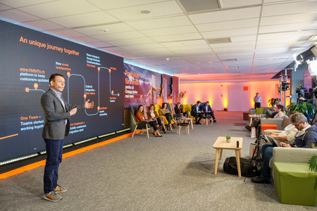 Orange România anunţă finalizarea tranziţiei fostei Telekom Romania Communications către brandul Orange şi oferta comună de servicii fix-mobil 



