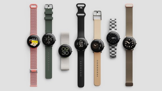 Google şi-a lansat primul smartwatch
