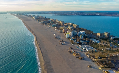 Asociaţia Naţională a Agenţiilor de Turism, bilanţ privind litoralul românesc 2023: Preţurile au crescut cu 10-20%, bugetul s-a menţinut la un nivel scăzut. Valoarea medie a unei rezervări a fost de 2.500 de lei