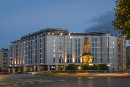 Grupul hotelier de lux Hyatt are în plan să dezvolte primul său hotel în România. În Bulgaria operează deja şase hoteluri şi se construieşte al şaptelea