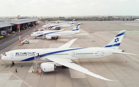 Războiul din Gaza îşi pune deja amprenta asupra rezervărilor de călătorii aeriene