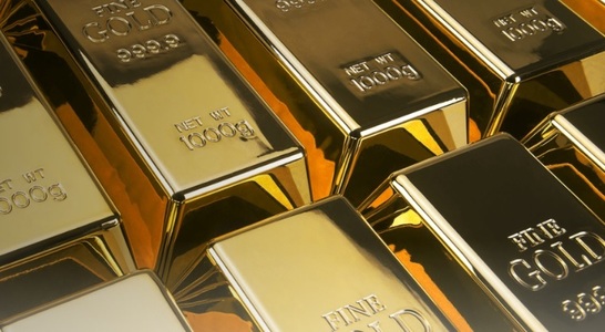 Consiliul Mondial al Aurului: Geopolitica şi băncile centrale au putea menţine cererea ridicată pentru aur în 2024