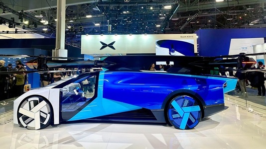 Producătorul chinez de vehicule electrice Xpeng îşi propune să livreze prima sa maşină zburătoare în 2026