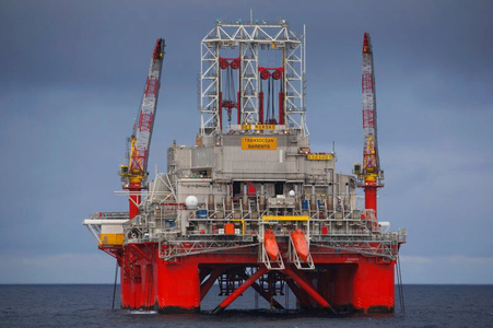 UPDATE - Guvernul modifică Acordul de concesiune pentru perimetrul Neptun - OMV Petrom renunţă la procesul de la Curtea de Arbitraj din Paris / Durata fazei de explorare este prelungită cu doi ani, până în 2027