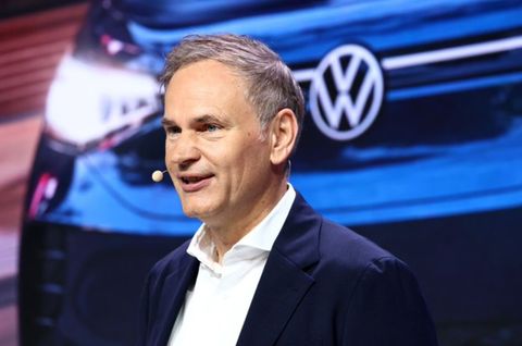 Volkswagen neagă discuţiile cu producători chinezi privind fabricile din Europa, în încercarea de a calma temerile angajaţilor