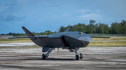 Companiile aerospaţiale accelerează cursa pentru dezvoltarea avioanelor de luptă autonome fără pilot, o piaţă militară de miliarde de dolari