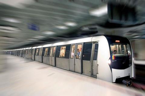 Metrorex anunţă, marţi, că societatea continuă să facă zilnic plăţi către furnizorul de energie electrică, pentru reducerea progresivă a obligaţiilor de plată restante şi a stingerii acestora
