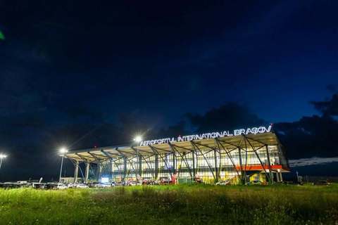 Aeroportul Internaţional Braşov-Ghimbav construieşte un parc fotovoltaic de 3 MW, cu ajutor de stat / Valoarea totală a investiţiei se ridică la 31 milioane de lei