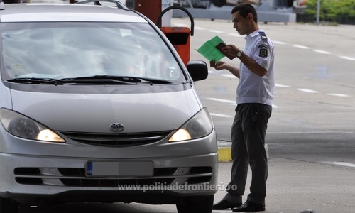 Şofer care a condus din Germania până în ţară cu permisul suspendat, prins la graniţă, la Porţile de Fier I