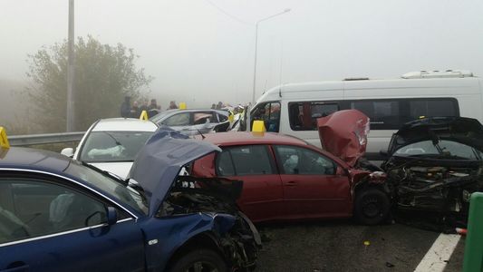 Procuror: Au fost reţinute nouă permise de conducere în urma accidentului de pe A2