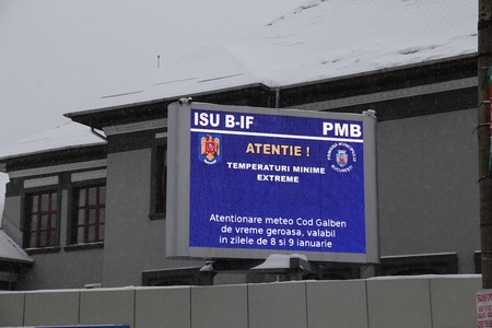 ISU Bucureşti - Ilfov, mesaj de avertizare pentru populaţia Capitalei cu privire la ger, pe 40 de panouri electronice