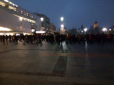 Aproximativ 250 de oameni au protestat la Craiova: ”Nu se poate aşa ceva, ţară de drept, să avem penali care să ne conducă”