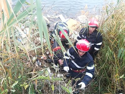 Femeie găsită moartă în lacul Fundeni