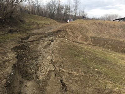 Alunecări de teren în Prahova - 24 de locuinţe sunt afectate - FOTO