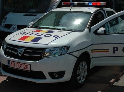 Arad: Mai mulţi martori au sesizat Poliţia că o femeie a fost răpită de pe stradă, fiind băgată cu forţa într-o dubiţă; au fost instituite filtre pe drumuri