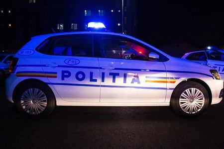 Arad: Poliţiştii investighează sustragerea unui seif dintr-o firmă din localitatea Cicir