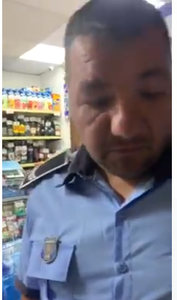 Dolj: Poliţist local, amendat cu 500 de lei pentru că a intrat într-un magazin şi nu purta mască - VIDEO