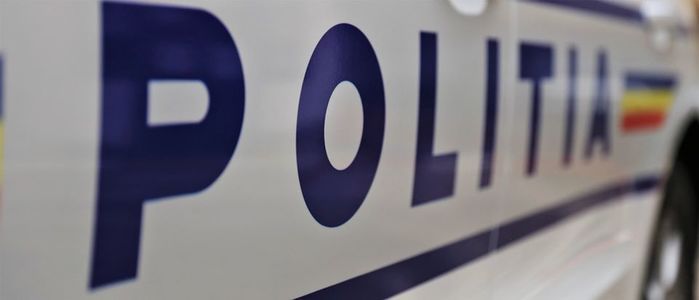 Altercaţie între doi şoferi, pe o stradă din Cluj-Napoca/ Un bărbat a fost ameninţat cu un pistol