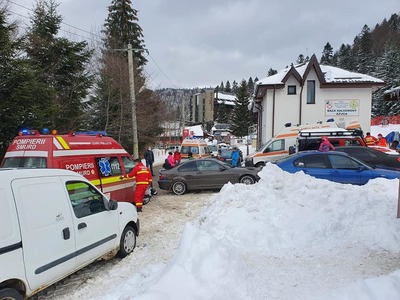 Prahova: Un bărbat şi cei doi copii ai săi, răniţi după ce au căzut cu un ATV în pârâul Azuga 