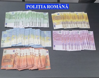 Vrancea: Tânăr de 20 de ani, suspectat că a cumpărat online produce cu bani falşi, cercetat / La percheziţii s-au descoperit peste 33.000 de euro suspectaţi a fi falsificaţi
