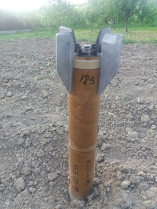 Vrancea: O rachetă antigrindină a căzut în curtea unui localnic din Bilieşti, fiind a doua oară când are loc un astfel de incident
