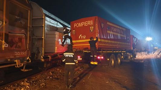 Incident feroviar în judeţul Braşov: O osie a unui vagon încărcat cu lemne a deraiat