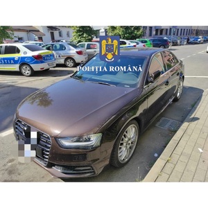 Caraş-Severin: Maşină de 25.000 de euro, căutată de autorităţile din Elveţia, găsită în oraşul Bocşa/ Bărbatul care a adus autoturismul în ţară nu a achitat întreaga contravaloare a acestuia - FOTO
