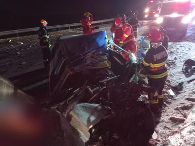 UPDATE - Accident pe centura Sucevei – Un bărbat de 33 de ani a murit şi altul a fost rănit, după ce o maşină şi un cap tractor s-au ciocnit / Cum s-a produs accidentul

