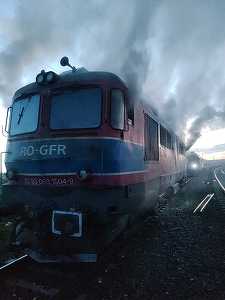 UPDATE - Constanţa: Incendiu la o locomotivă, la ieşirea din Poarta Albă spre Mulfatlar / Trenul nu are încărcătură