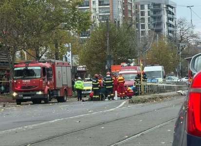 Femeia lovită de un cablu în Bucureşti, în stare gravă la Spitalul Sfântul Pantelimon / Accidentul, provocat de un şofer în vârstă de 19 ani