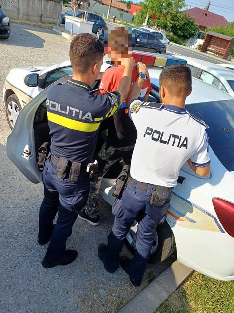 Bărbat din Vâlcea, arestat după ce şi-ar fi violat mama