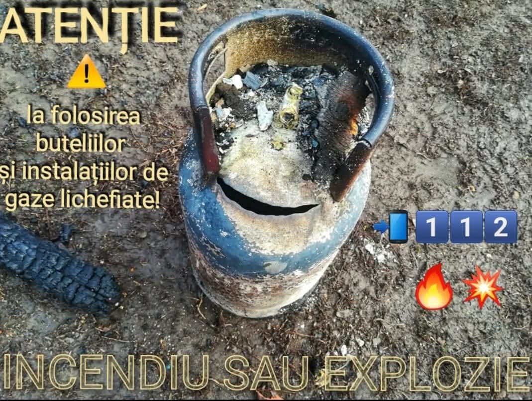 Botoşani : Un nonagenar a ajuns la spital cu arsuri, după ce a încercat să verifice etanşeitatea unei butelii cu flacăra unui chibrit/ Incendiul provocat de aprinderea gazelor acumulate a distrus întreaga bucătărie de vară - FOTO