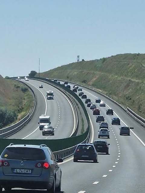 Accident cu patru maşini pe Autostrada Soarelui, pe sensul spre Bucureşti