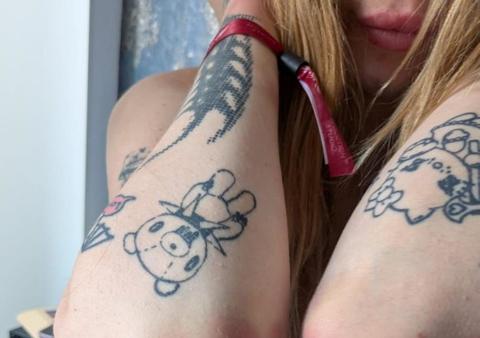 Asociaţia „Accept” denunţă o agresiune „brutală” asupra unei femei trans, creatoare de conţinut din Franţa, într-o secţie de poliţie din Bucureşti/ Organizaţia anunţă că a sesizat Parchetul Militar