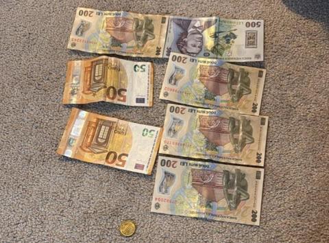 Proxenetism „în familie” la Vadu Paşii/ Tânărul din Buzău acuzat că a obţinut 600.000 de euro este fiul unei femei cercetate într-un dosar de peste 10 milioane de lei