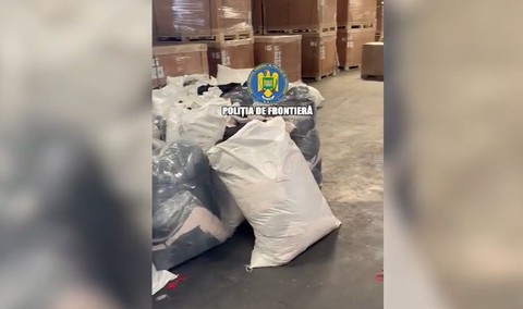Constanţa: Mii de bunuri susceptibile a fi contrafăcute, în valoare de aproximativ 1,8 milioane de lei, descoperite de poliţiştii de frontieră în două autocare, un microbuz care veneau din Turcia şi într-un ansamblu rutier din Republica Moldova