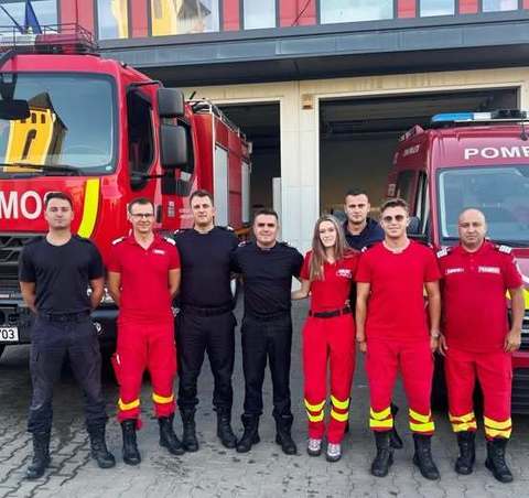 O fetiţă de nici doi ani s-a înecat cu mâncare, într-un bloc aflat în apropierea punctului de lucru ISU Floreşti / Pompierii au auzit strigătele disperate ale martorilor şi au fugit pentru a salva copilul