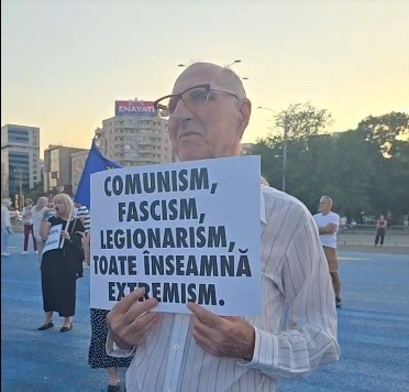 Mesaje anti-extremism, la manifestaţia din Capitală: „Dragostea de ţară nu e legionară”