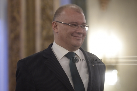 Dan Mihalache, alături de alţi patru ambasadori propuşi de Klaus Iohannis, vor fi audiaţi luni în Parlament