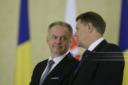 Preşedintele Slovaciei laudă eforturile anticorupţie din România: Avem ce învăţa; Iohannis: Putem împărtăşi experienţă