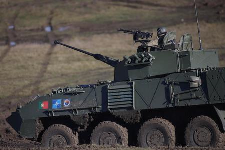 Ministrul Apărării, în faza finală a exerciţiului „DACIAN FALL 25”: Doresc să subliniez în mod deosebit contribuţia Franţei, a cărei implicare constantă a consolidat în mod semnificativ postura aliată de apărare - FOTO