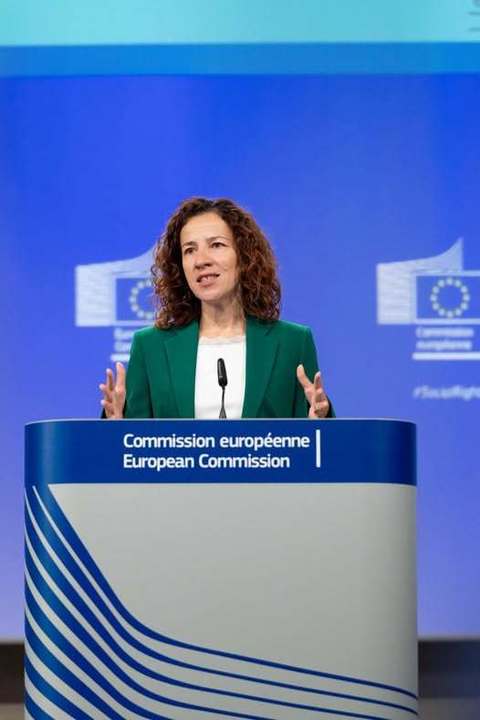 Rezultatele PISA 2025: Roxana Mînzatu: Prea mulţi tineri europeni au dificultăţi la competenţe de bază precum cititul, matematica sau ştiinţele. Este un semnal pe care trebuie să îl luăm foarte în serios