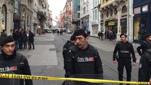 Bilanţul atentatului sinucigaş de la Istanbul a urcat la cinci morţi şi 36 de răniţi - UPDATE, VIDEO