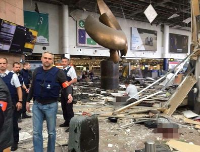 Martori ai tragediei de pe aeroportul din Bruxelles: Era ca o scenă de război